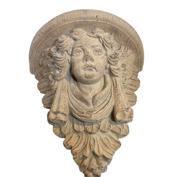 Vintage-Inspired Wall-Mounted Decorative Plaster Shelf With Sculpted Face Motif - Picture 2 of 10